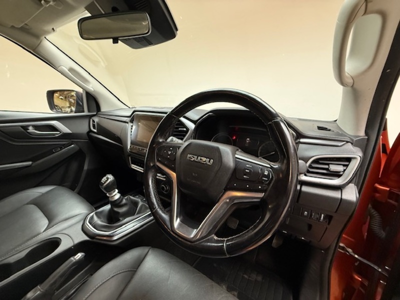 Isuzu 1.9 TD DL40 Pickup Double Cab 4dr Diesel Manual 4WD Euro 6 (s/s) (164 ps)