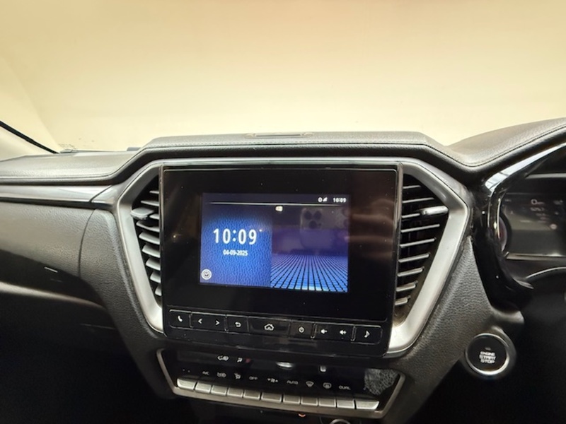 Isuzu 1.9 TD DL40 Pickup Double Cab 4dr Diesel Manual 4WD Euro 6 (s/s) (164 ps)