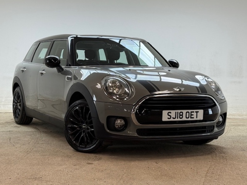 MINI 1.5 Cooper (Black Pack) Estate 6dr Petrol Manual Euro 6 (s/s) (136 ps)