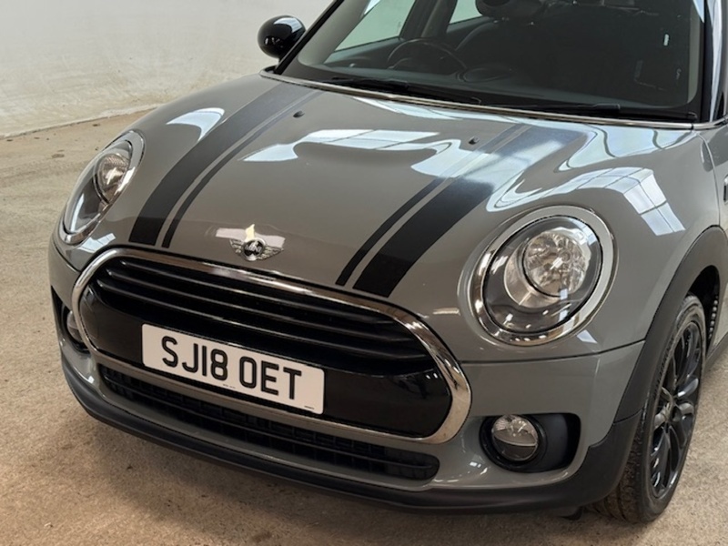 MINI 1.5 Cooper (Black Pack) Estate 6dr Petrol Manual Euro 6 (s/s) (136 ps)