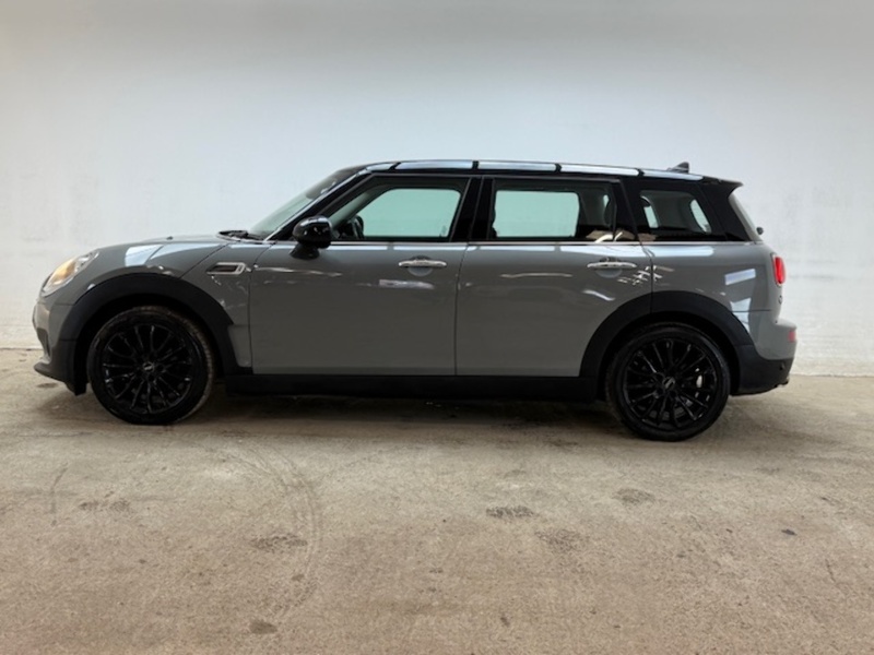 MINI 1.5 Cooper (Black Pack) Estate 6dr Petrol Manual Euro 6 (s/s) (136 ps)