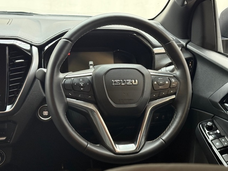 Isuzu  Pickup 1.9 Manual Diesel