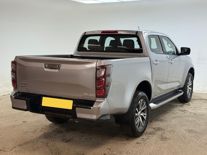 Isuzu  Pickup 1.9 Manual Diesel