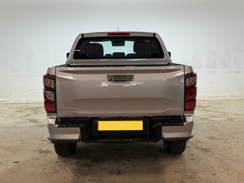 Isuzu  Pickup 1.9 Manual Diesel
