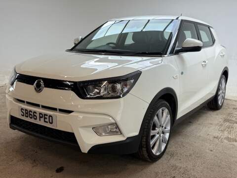 1.6 e-XDi EX SUV 5dr Diesel Manual Euro 6 (115 ps)