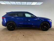 Jaguar F-PACE D180 R-Sport 