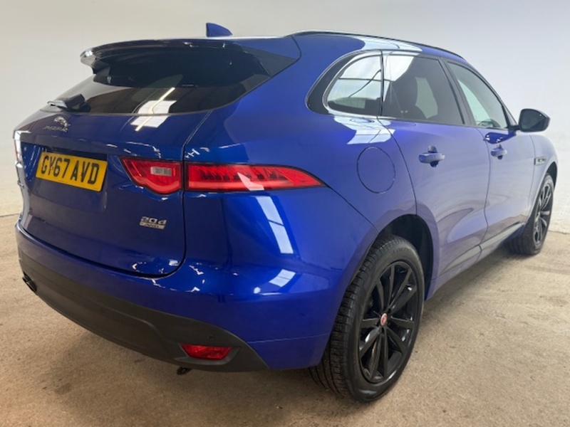 Jaguar 2.0 D180 R-Sport SUV 5dr Diesel Auto AWD Euro 6 (s/s) (180 ps)