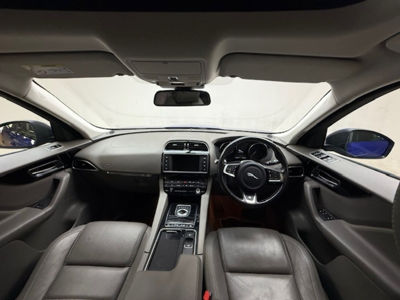 Jaguar 2.0 D180 R-Sport SUV 5dr Diesel Auto AWD Euro 6 (s/s) (180 ps)