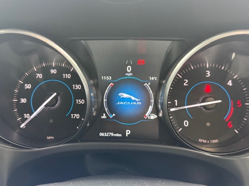 Jaguar 2.0 D180 R-Sport SUV 5dr Diesel Auto AWD Euro 6 (s/s) (180 ps)