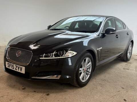 2.2d Luxury Saloon 4dr Diesel Auto Euro 5 (s/s) (163 ps)