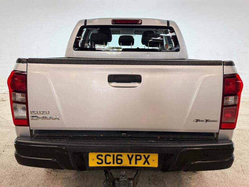 Isuzu 2.5 TD Pickup 4dr Diesel Manual 4x4 (192 g/km, 161 bhp)
