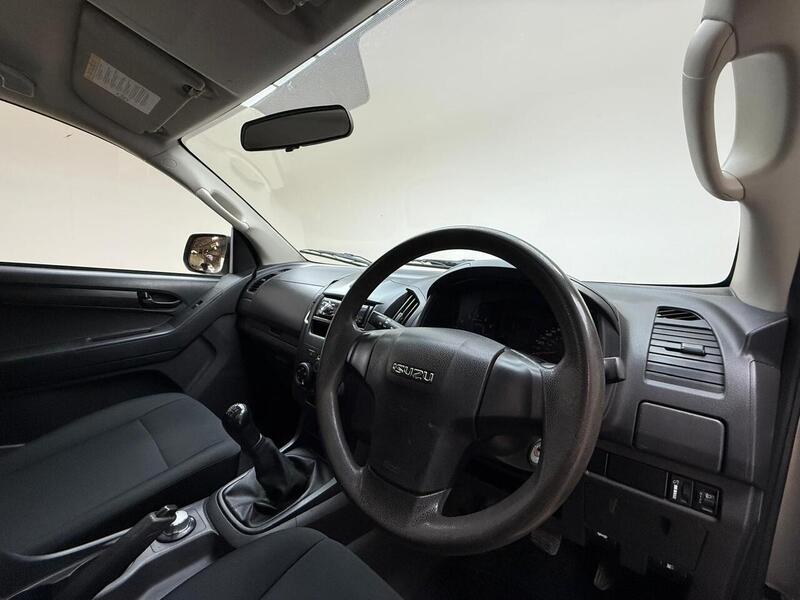 Isuzu 2.5 TD Pickup 4dr Diesel Manual 4x4 (192 g/km, 161 bhp)