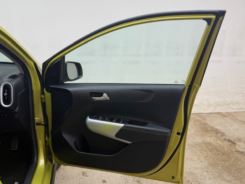 Kia 1.0 DPi X-Line Hatchback 5dr Petrol AMT Euro 6 (s/s) (66 bhp)