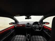 Volkswagen up! TSI GTI 