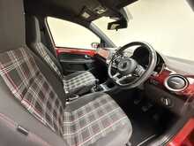 Volkswagen up! TSI GTI 