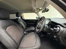 MINI Hatch Cooper Classic 