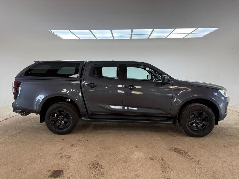 Isuzu 1.9 TD V-Cross Pickup Double Cab 4dr Diesel Auto 4WD Euro 6 (s/s) (164 ps)