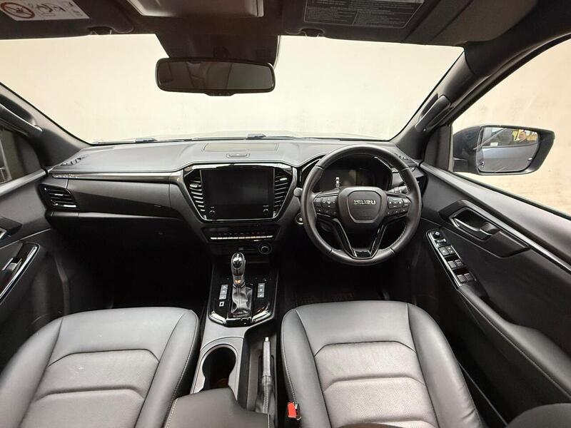 Isuzu 1.9 TD V-Cross Pickup Double Cab 4dr Diesel Auto 4WD Euro 6 (s/s) (164 ps)