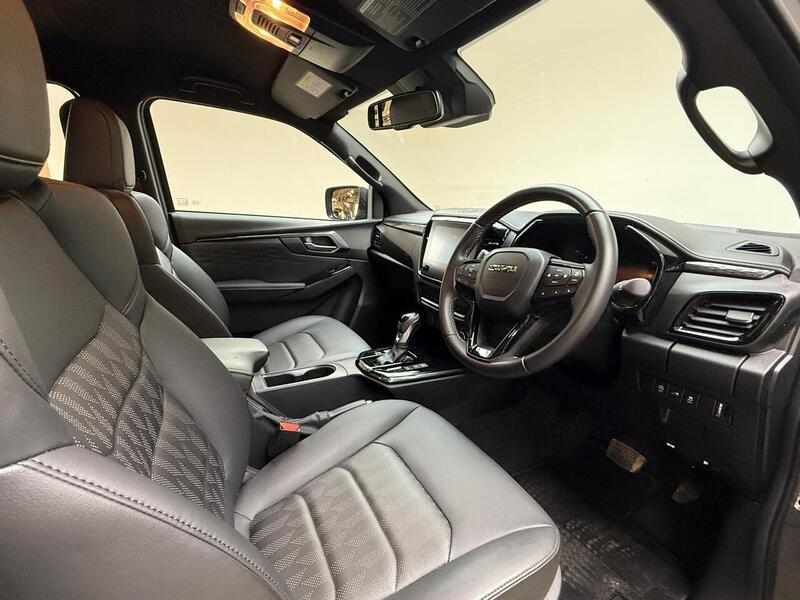 Isuzu 1.9 TD V-Cross Pickup Double Cab 4dr Diesel Auto 4WD Euro 6 (s/s) (164 ps)