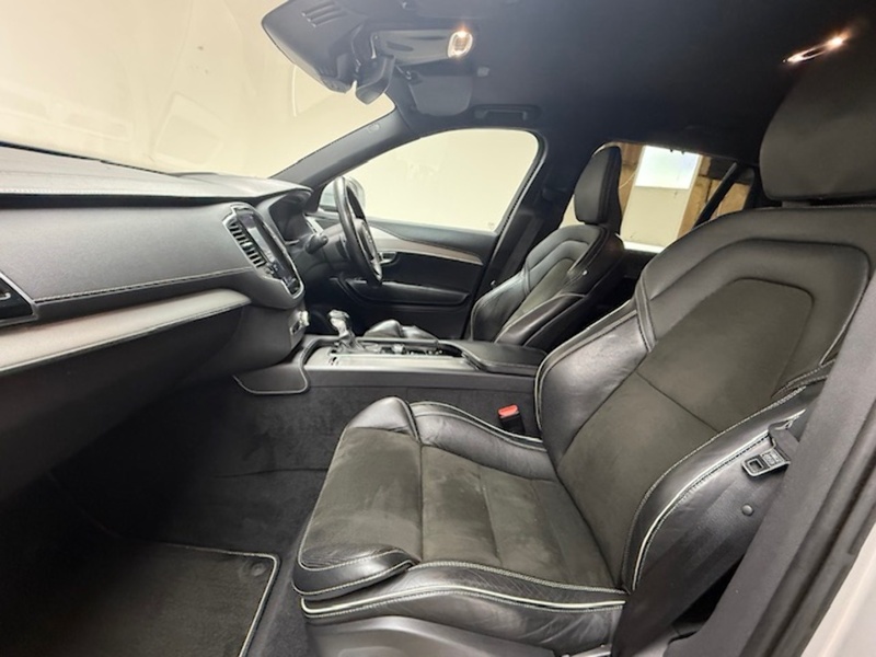 Volvo 2.0 T5 R-Design Pro SUV 5dr Petrol Auto 4WD Euro 6 (s/s) (250 ps)