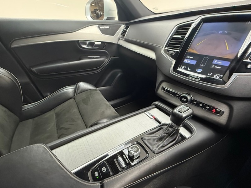 Volvo 2.0 T5 R-Design Pro SUV 5dr Petrol Auto 4WD Euro 6 (s/s) (250 ps)