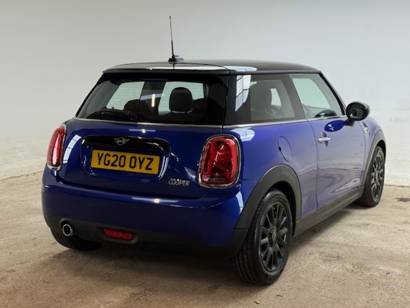 MINI 1.5 Cooper Classic Hatchback 3dr Petrol Manual Euro 6 (s/s) (136 ps)