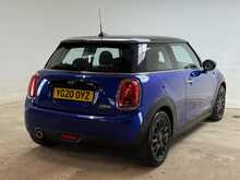 MINI Hatch Cooper Classic 