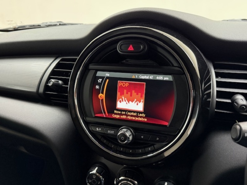 MINI 1.5 Cooper Classic Hatchback 3dr Petrol Manual Euro 6 (s/s) (136 ps)