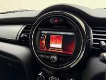 MINI Hatch Cooper Classic 