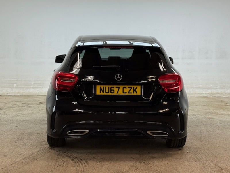 Mercedes-Benz 1.5 A180d AMG Line (Executive) Hatchback 5dr Diesel 7G-DCT Euro 6 (s/s) (109 ps)