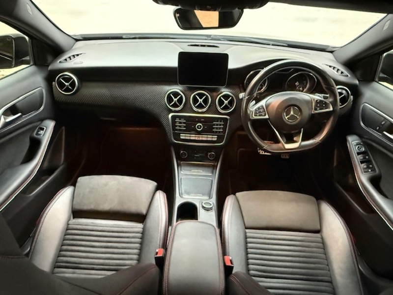 Mercedes-Benz 1.5 A180d AMG Line (Executive) Hatchback 5dr Diesel 7G-DCT Euro 6 (s/s) (109 ps)