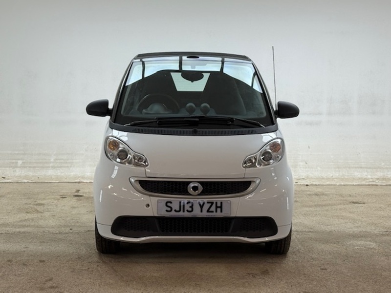 Smart 1.0 MHD Passion Cabriolet 2dr Petrol SoftTouch Euro 5 (s/s) (71 bhp)