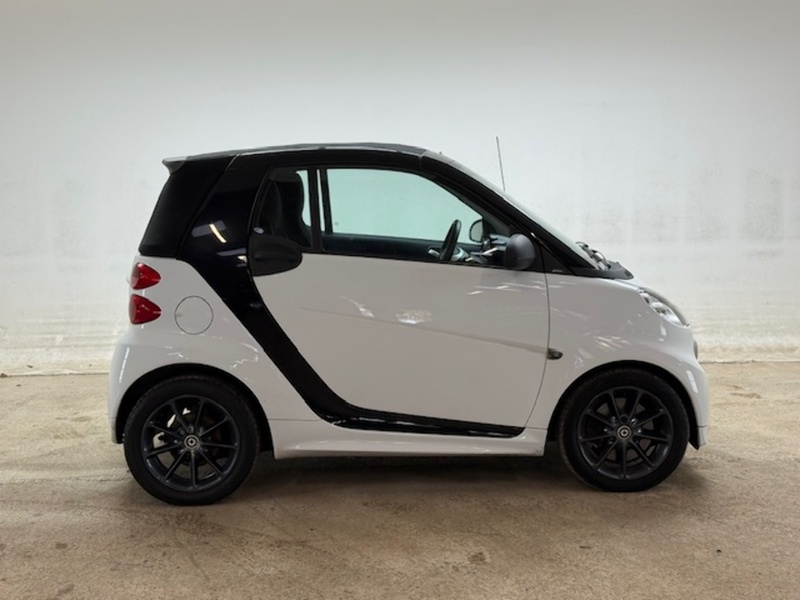 Smart 1.0 MHD Passion Cabriolet 2dr Petrol SoftTouch Euro 5 (s/s) (71 bhp)