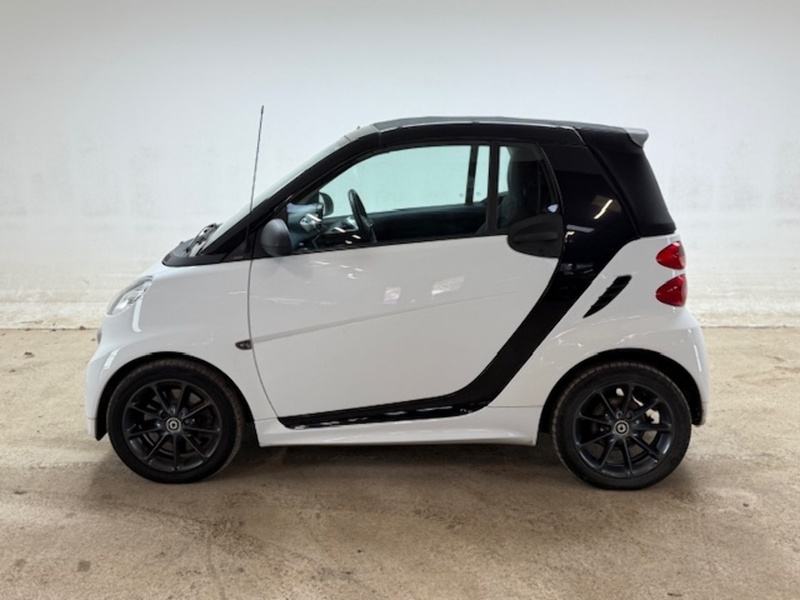 Smart 1.0 MHD Passion Cabriolet 2dr Petrol SoftTouch Euro 5 (s/s) (71 bhp)