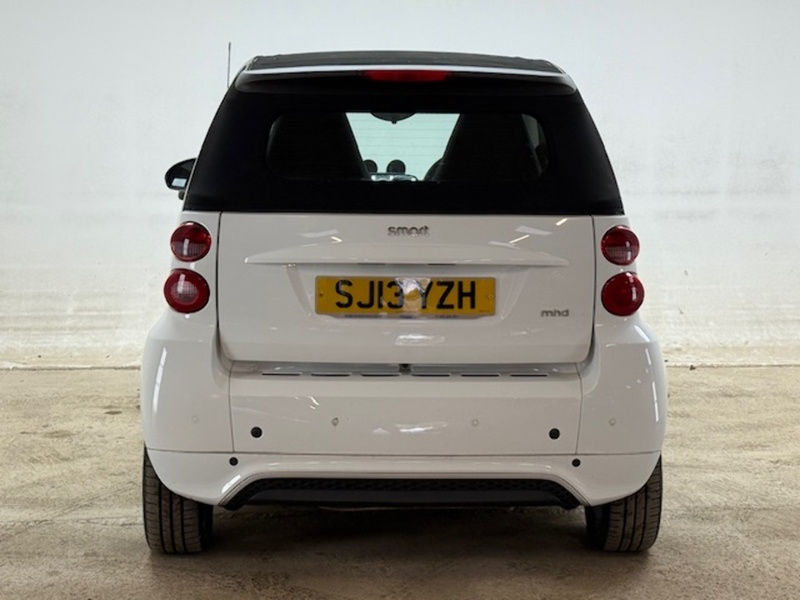 Smart 1.0 MHD Passion Cabriolet 2dr Petrol SoftTouch Euro 5 (s/s) (71 bhp)