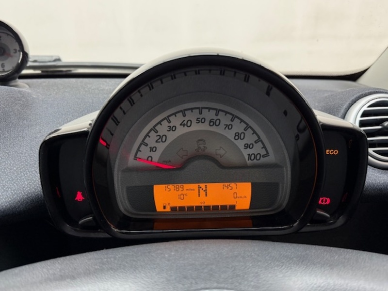 Smart 1.0 MHD Passion Cabriolet 2dr Petrol SoftTouch Euro 5 (s/s) (71 bhp)