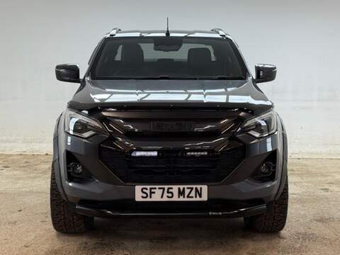 ISUZU D MAX V CROSS STEEL EDITION AUTOMATIC