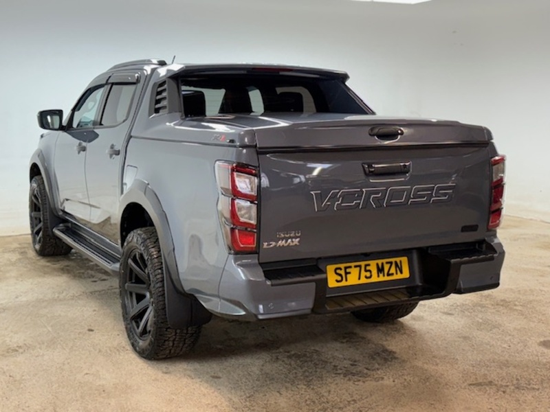 Isuzu ISUZU D MAX V CROSS STEEL EDITION AUTOMATIC