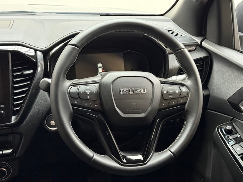 Isuzu ISUZU D MAX V CROSS STEEL EDITION AUTOMATIC