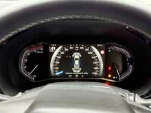 Isuzu D-Max V-Cross Dcb Steel Edition Automatic 