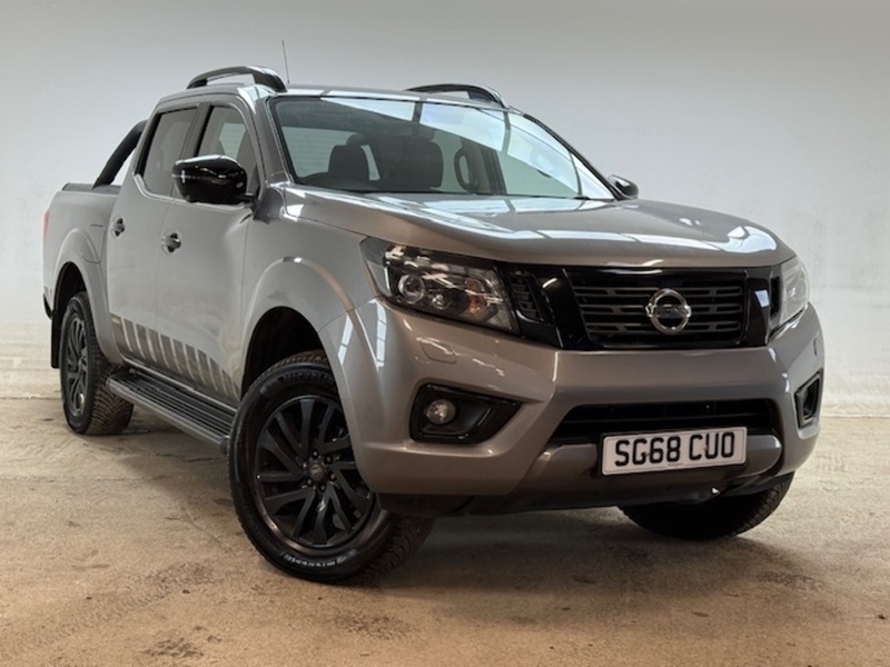 Nissan 2.3 dCi N-Guard Pickup Double Cab 4dr Diesel Auto 4WD Euro 6 (190 ps)