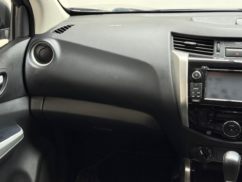 Nissan 2.3 dCi N-Guard Pickup Double Cab 4dr Diesel Auto 4WD Euro 6 (190 ps)