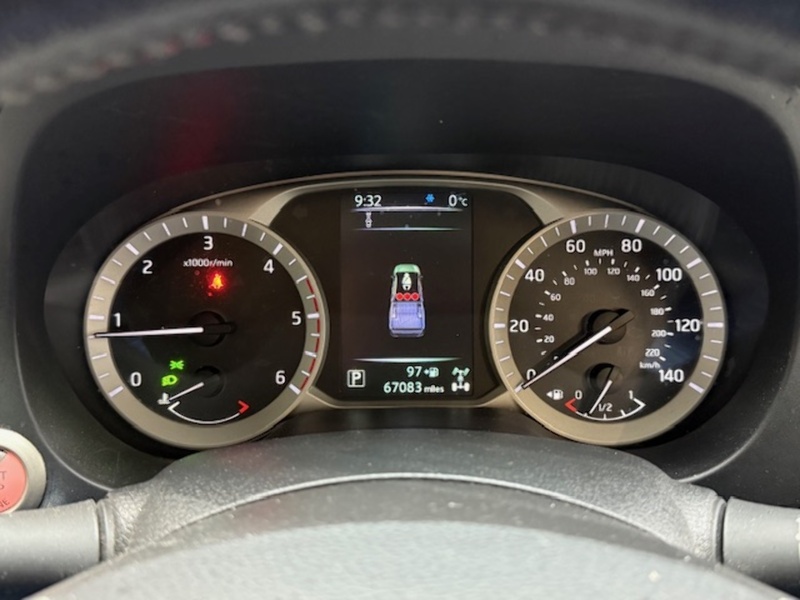 Nissan 2.3 dCi N-Guard Pickup Double Cab 4dr Diesel Auto 4WD Euro 6 (190 ps)