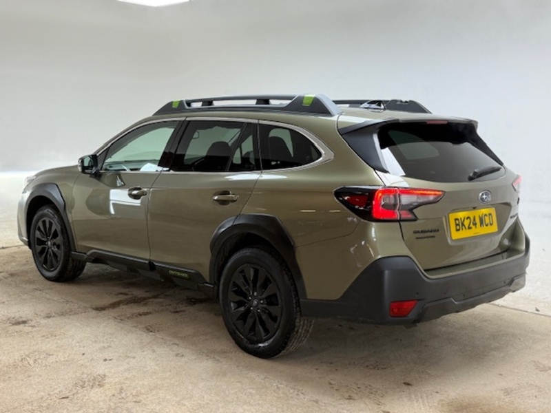 Subaru 2.5i Field Estate 5dr Petrol Lineartronic 4WD Euro 6 (s/s) (169 ps)