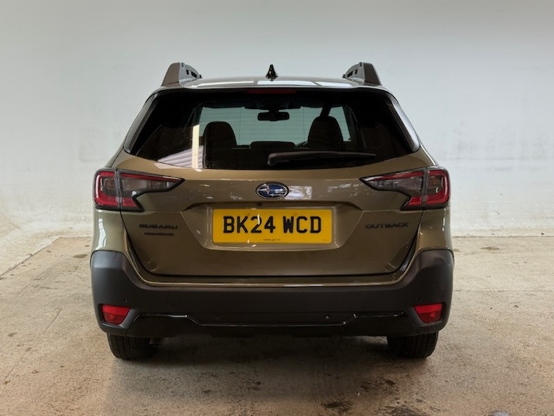 Subaru 2.5i Field Estate 5dr Petrol Lineartronic 4WD Euro 6 (s/s) (169 ps)