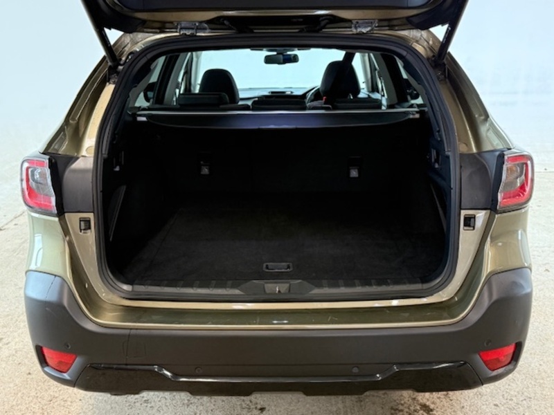 Subaru 2.5i Field Estate 5dr Petrol Lineartronic 4WD Euro 6 (s/s) (169 ps)