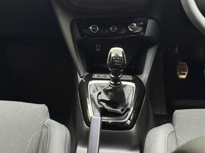 Vauxhall 1.2 Turbo GS Hatchback 5dr Petrol Manual Euro 6 (s/s) (100 ps)