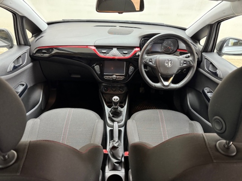 Vauxhall 1.4i ecoTEC SRi VX Line Nav Black Hatchback 5dr Petrol Manual Euro 6 (90 ps)