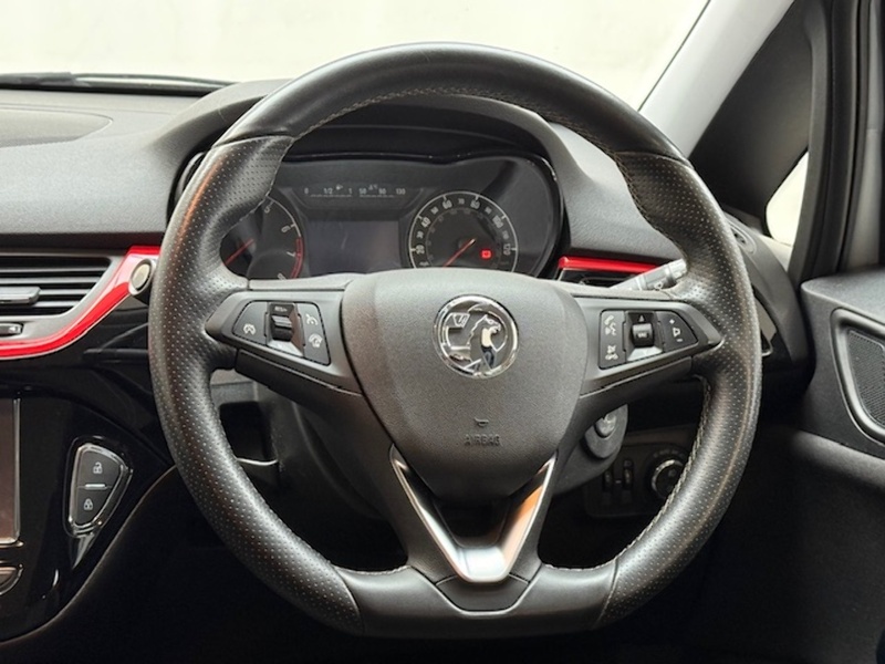 Vauxhall 1.4i ecoTEC SRi VX Line Nav Black Hatchback 5dr Petrol Manual Euro 6 (90 ps)