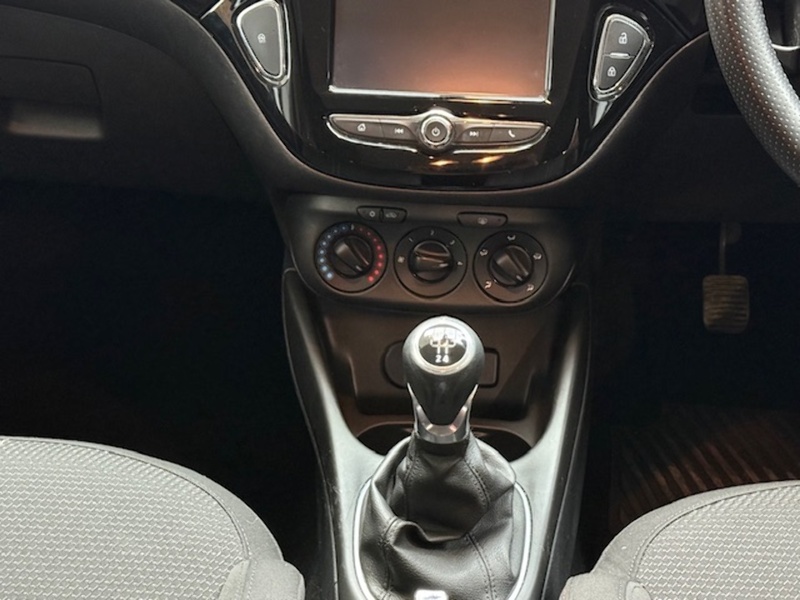 Vauxhall 1.4i ecoTEC SRi VX Line Nav Black Hatchback 5dr Petrol Manual Euro 6 (90 ps)